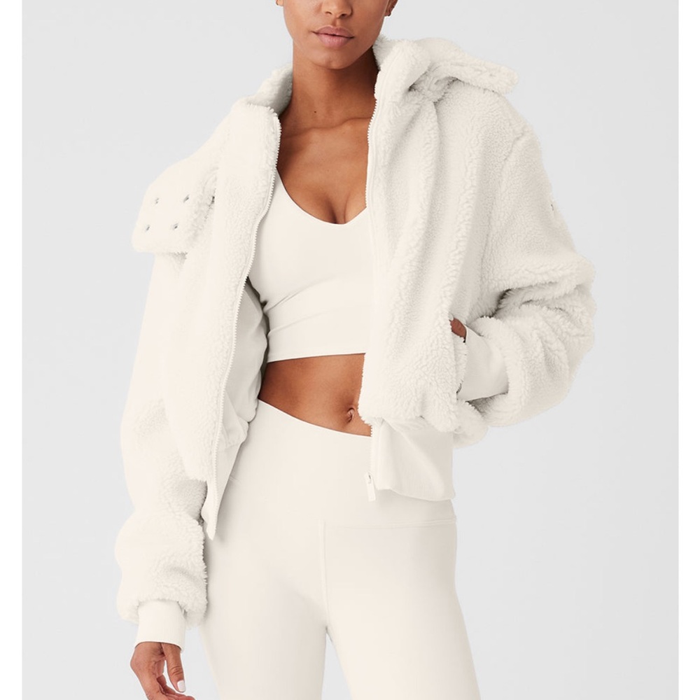 Alo yoga foxy Sherpa jacket ivory medium NWOT